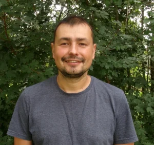 Portrait photo of Dr Alexey Noskov.